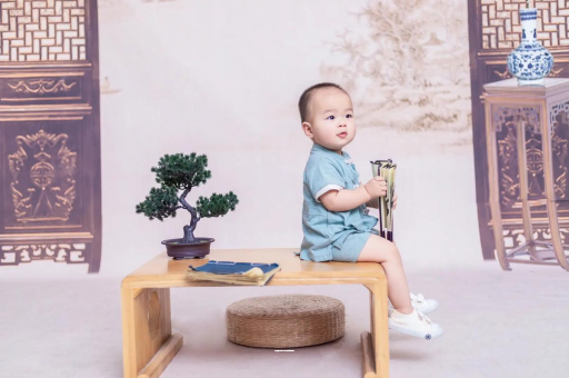 昆明宝宝掉头发是怎么回事